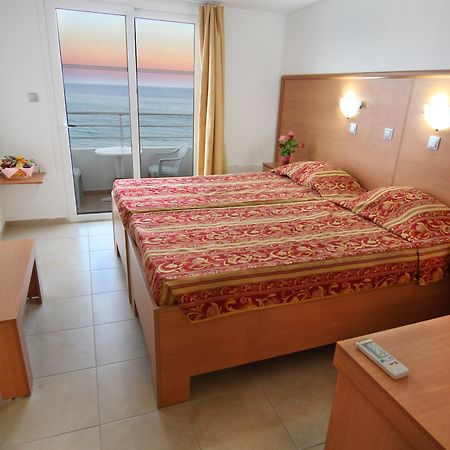 Ilyssion Hotel Лардос Экстерьер фото
